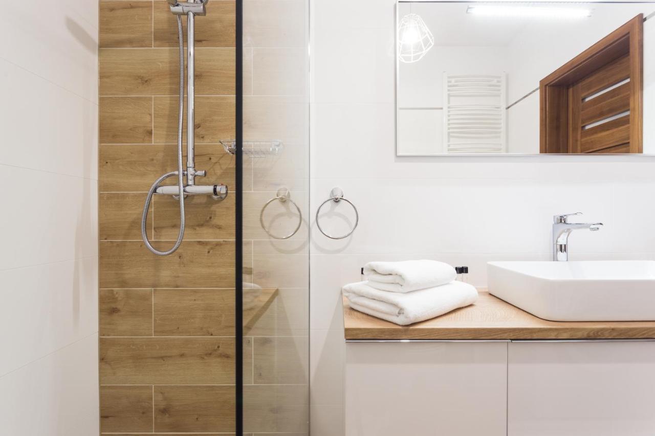 City Of The Kings - Wolf Apartment Krakow Ngoại thất bức ảnh