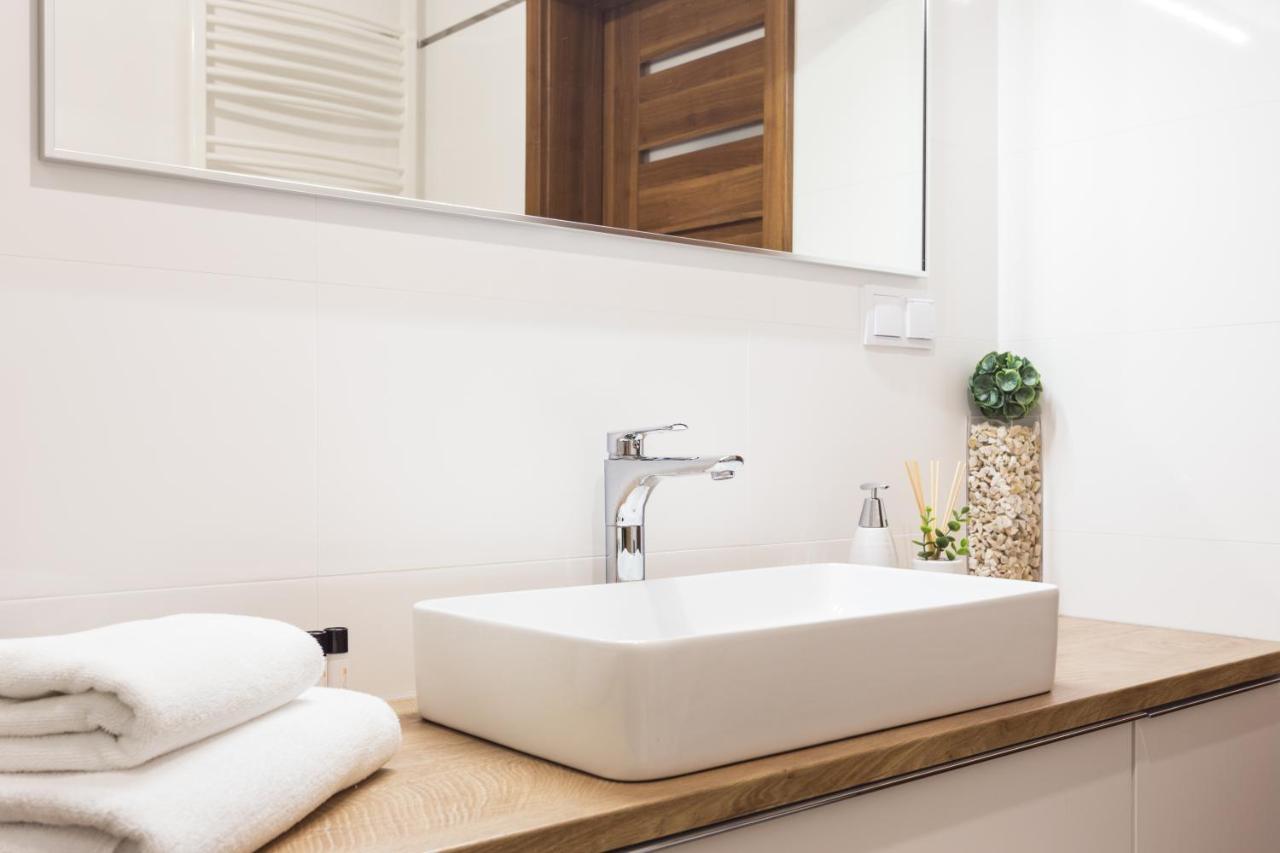 City Of The Kings - Wolf Apartment Krakow Ngoại thất bức ảnh