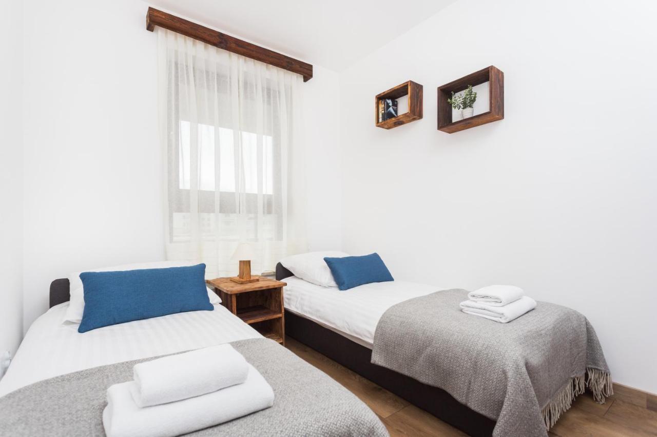 City Of The Kings - Wolf Apartment Krakow Ngoại thất bức ảnh